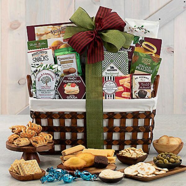 Savory & Sweet: Gourmet Gift Basket