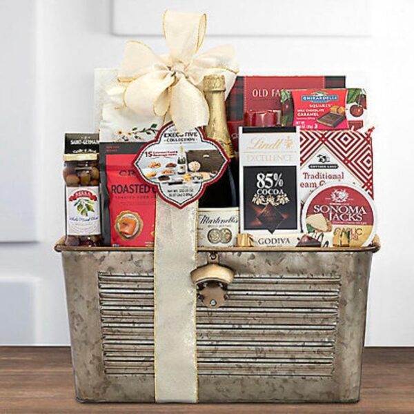 Grand Gourmet: Sparkling Cider Gift Basket