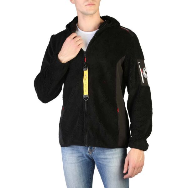 Geographical Norway Tufour_man_black